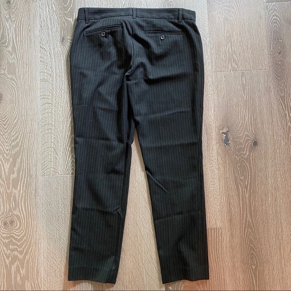 GAP Slim Cropped Pinstripe Pants - Picture 8 of 9